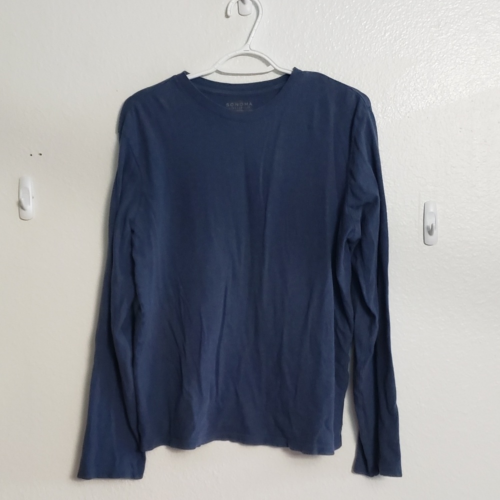 Long sleeve tee shirt